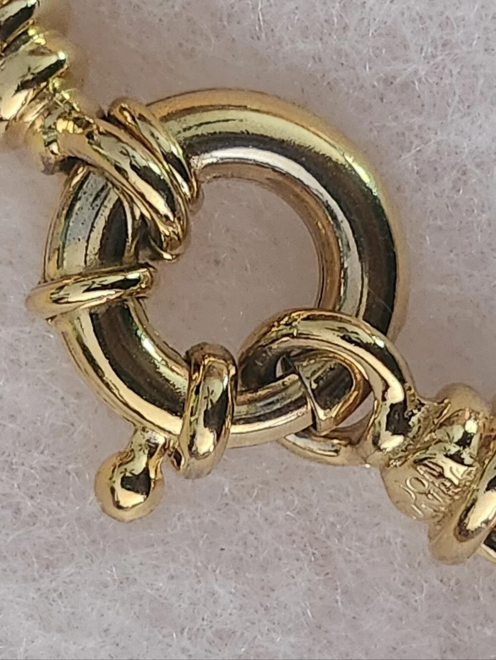 Vtg Joan Rivers Gold Tone Rollo Chain Necklace-3 Heart Charms